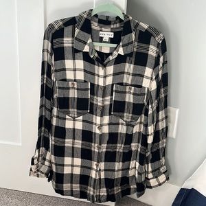 Ava & Viv plaid flannel button up
